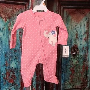 Carter's newborn pajamas